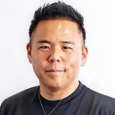 
                      HR BrEdge 社会保険労務士法人
                      代表社員 渡辺俊一 氏
                    