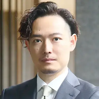 BIZARQ社会保険労務士法人 代表社員 八木雄大